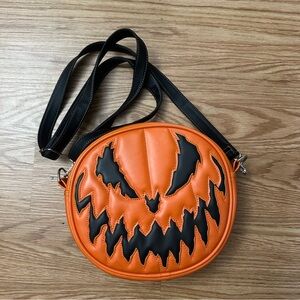 Love Pain & Stitches bag